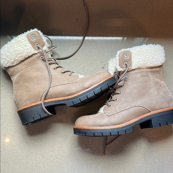MIA Tan and White Winter Boots with Cozy Sherpa Lining - Picture 3 of 6